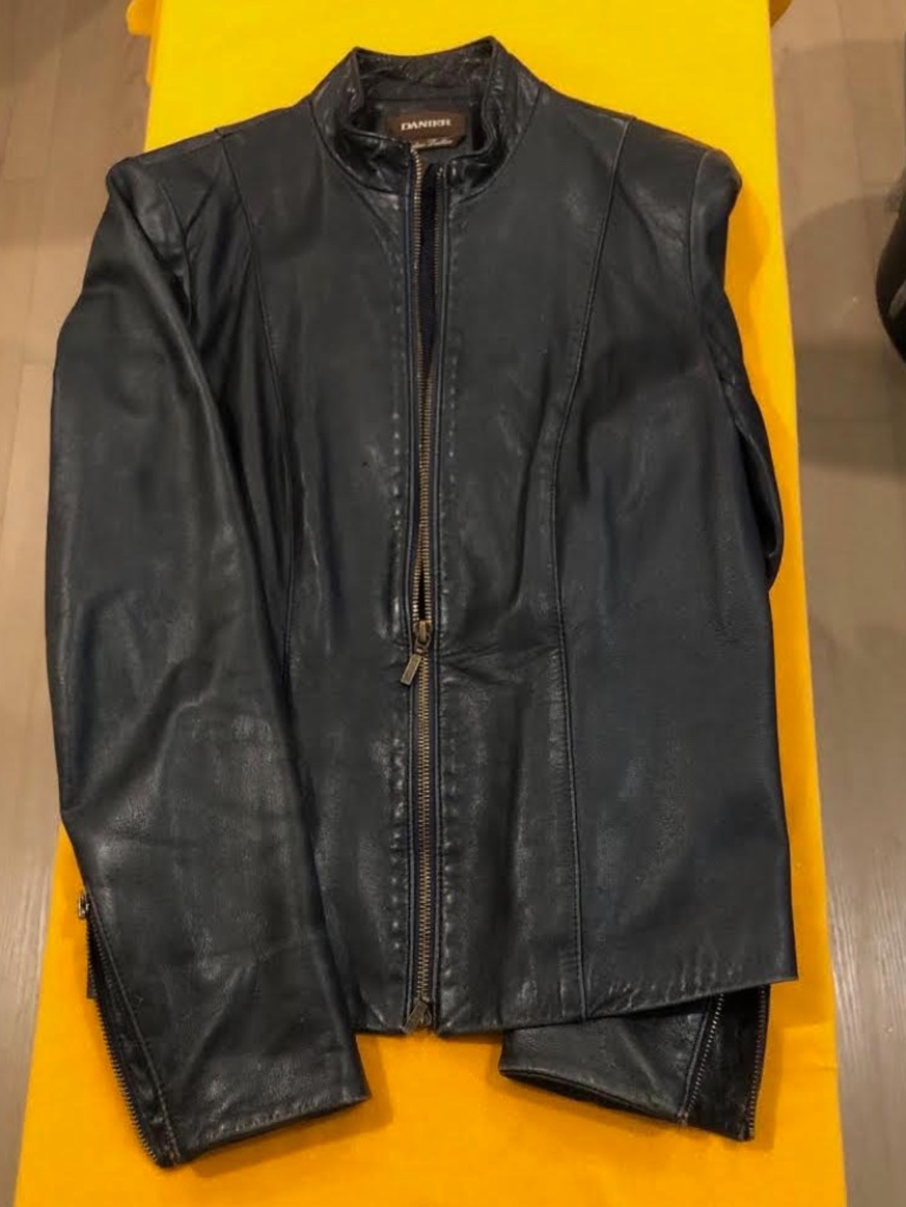 Leather Lambs' skin Coat light weight with zips